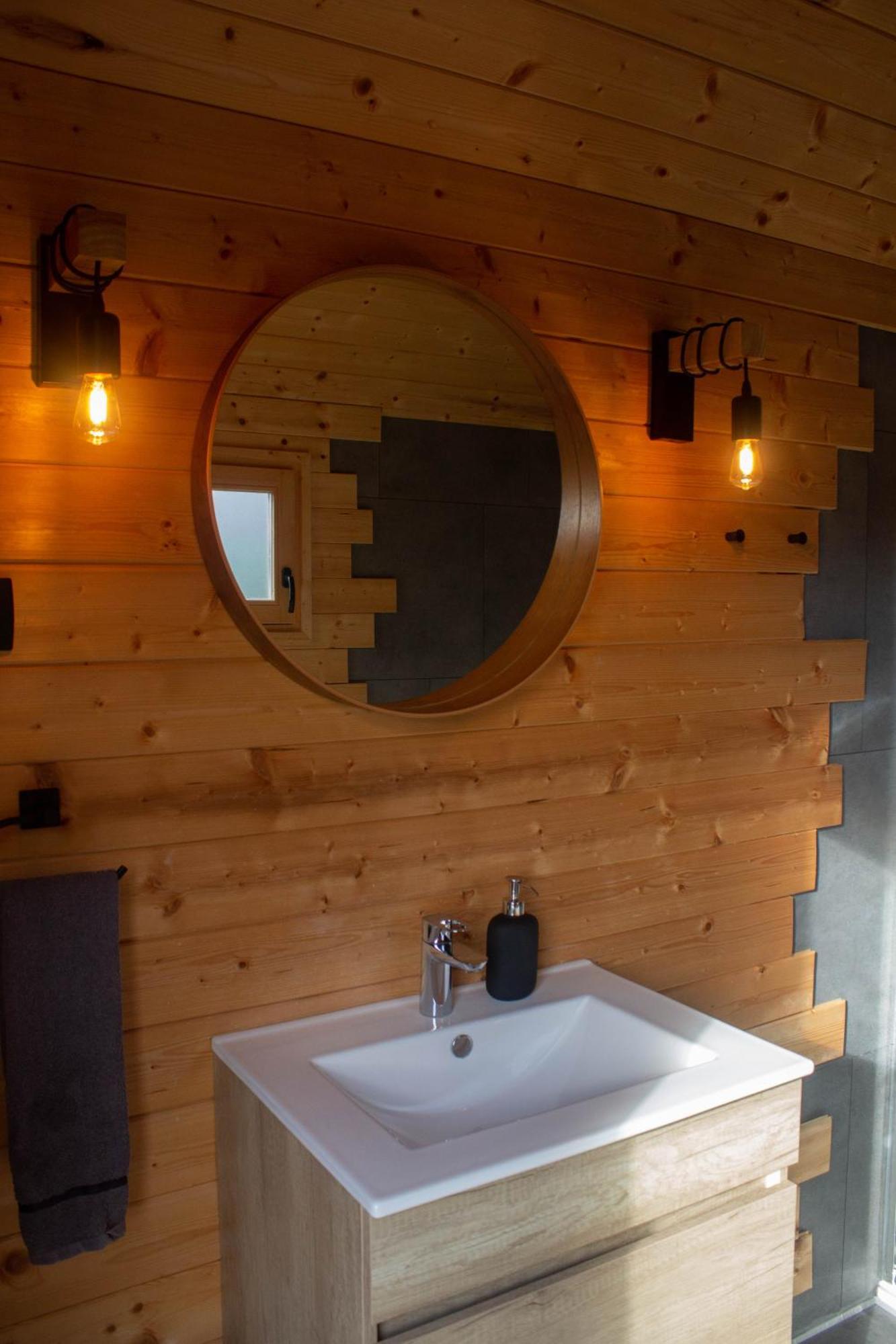 Hotel Hiska-Glamping Ajdovščina Zewnętrze zdjęcie